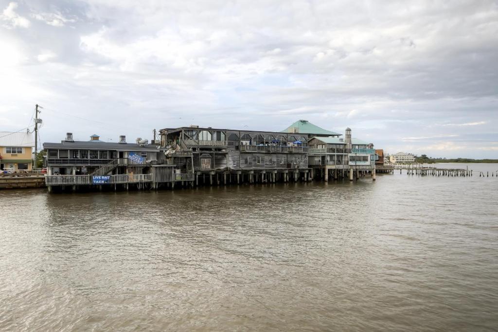Waterfront Duplex With Dock And Views Near Town! Villa Cedar Key Kültér fotó